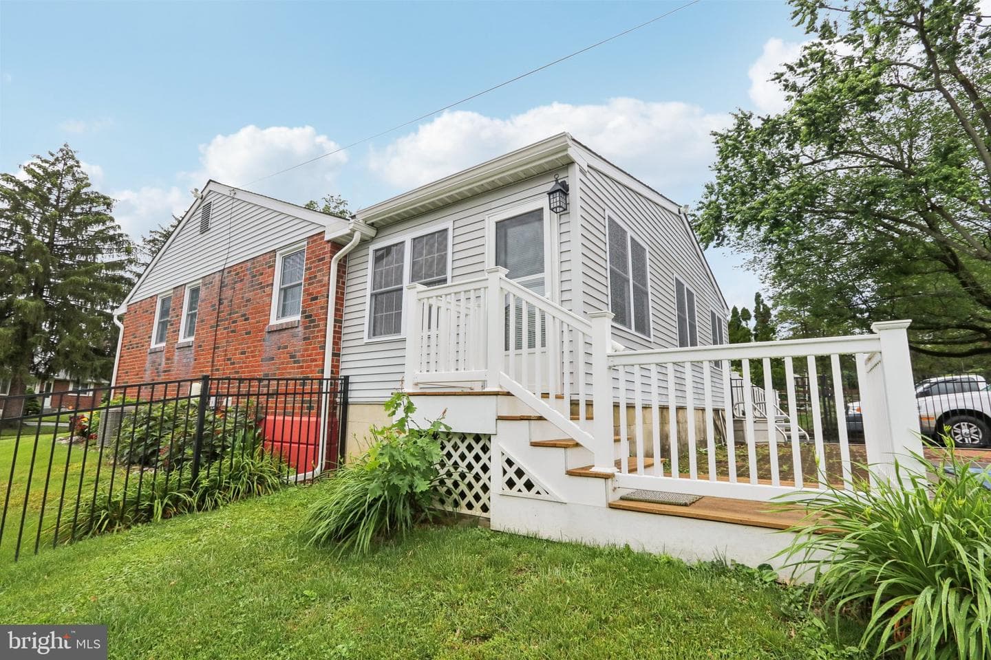 407 Pinecrest Road photo 42