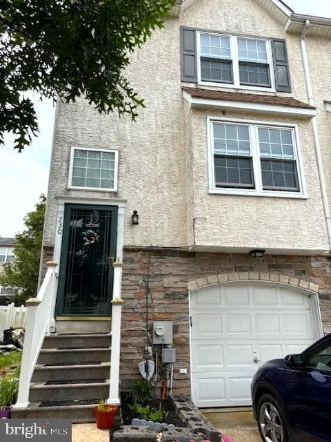 730 Cedar Lane photo 4