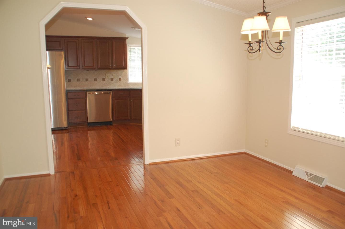 425 Westbury Drive photo 11