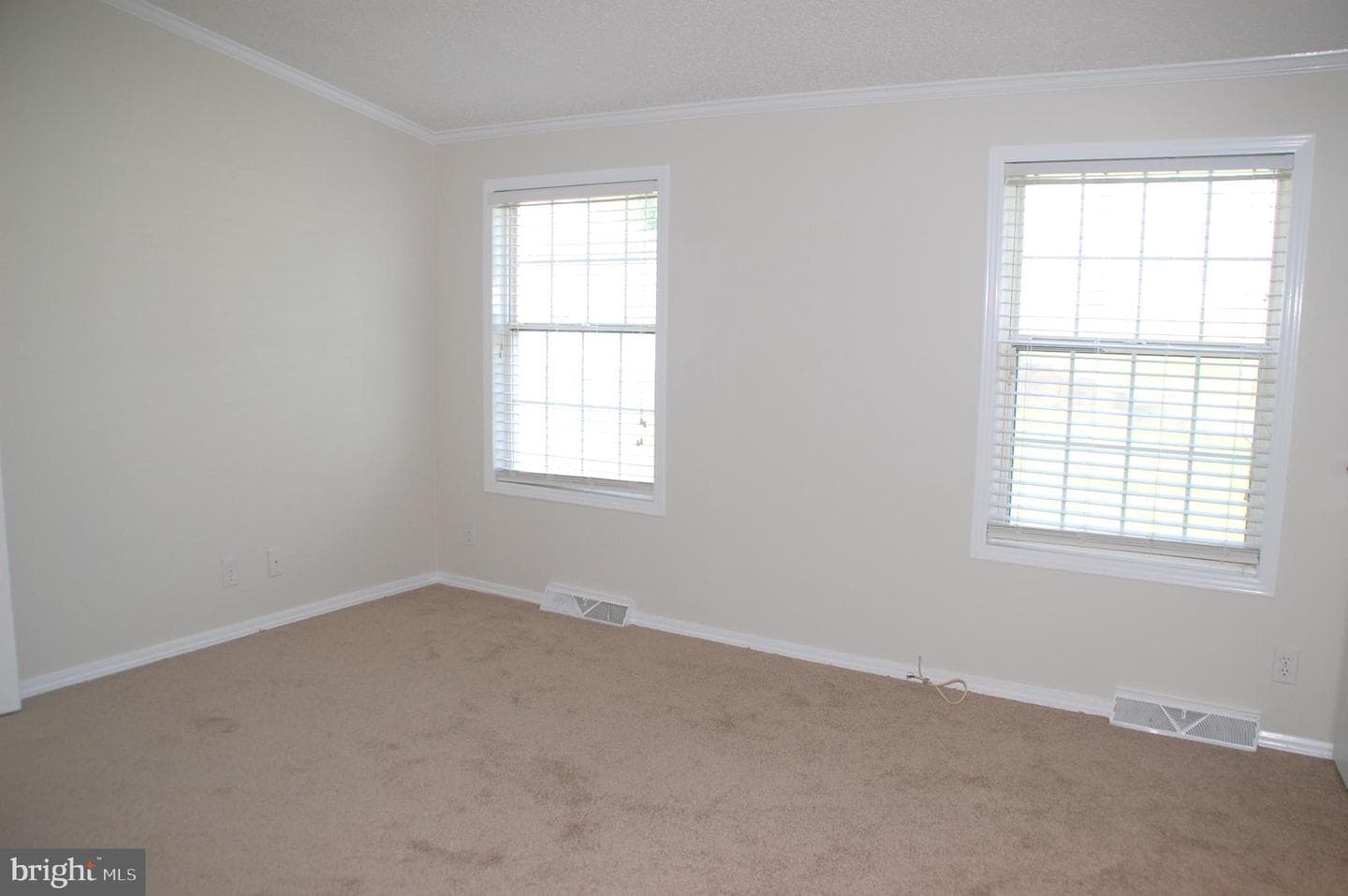 425 Westbury Drive photo 24