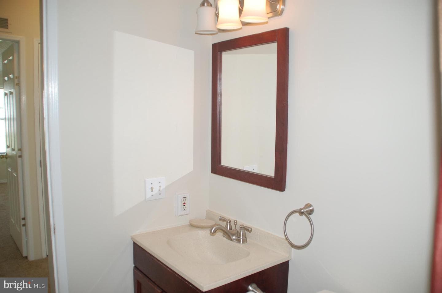 425 Westbury Drive photo 35