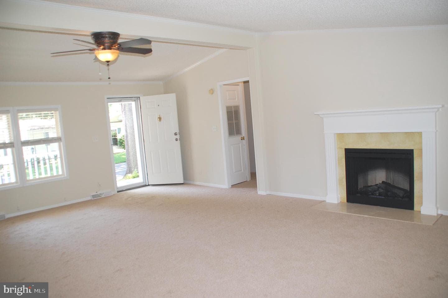 425 Westbury Drive photo 7