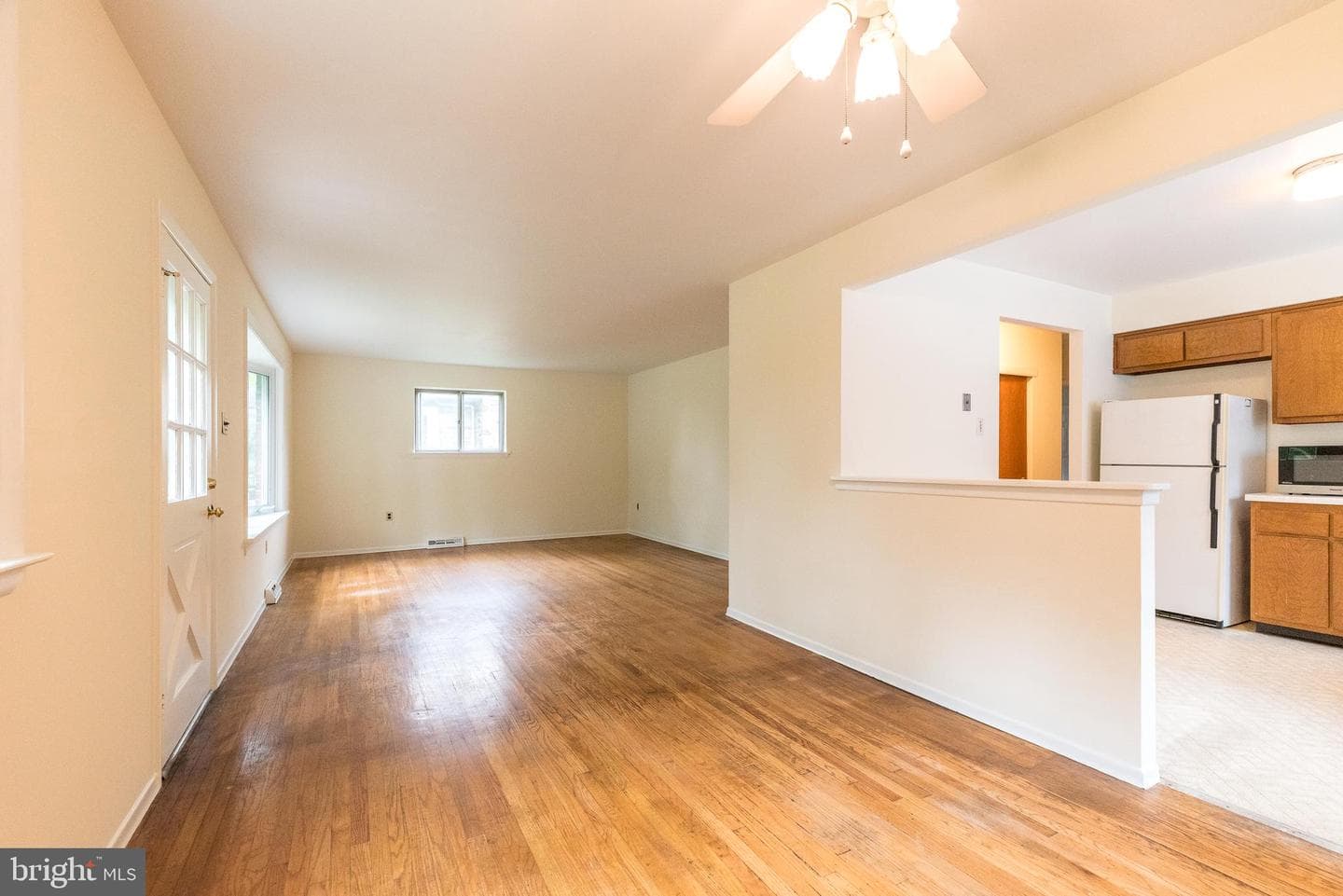 2245 Pleasant Avenue photo 13
