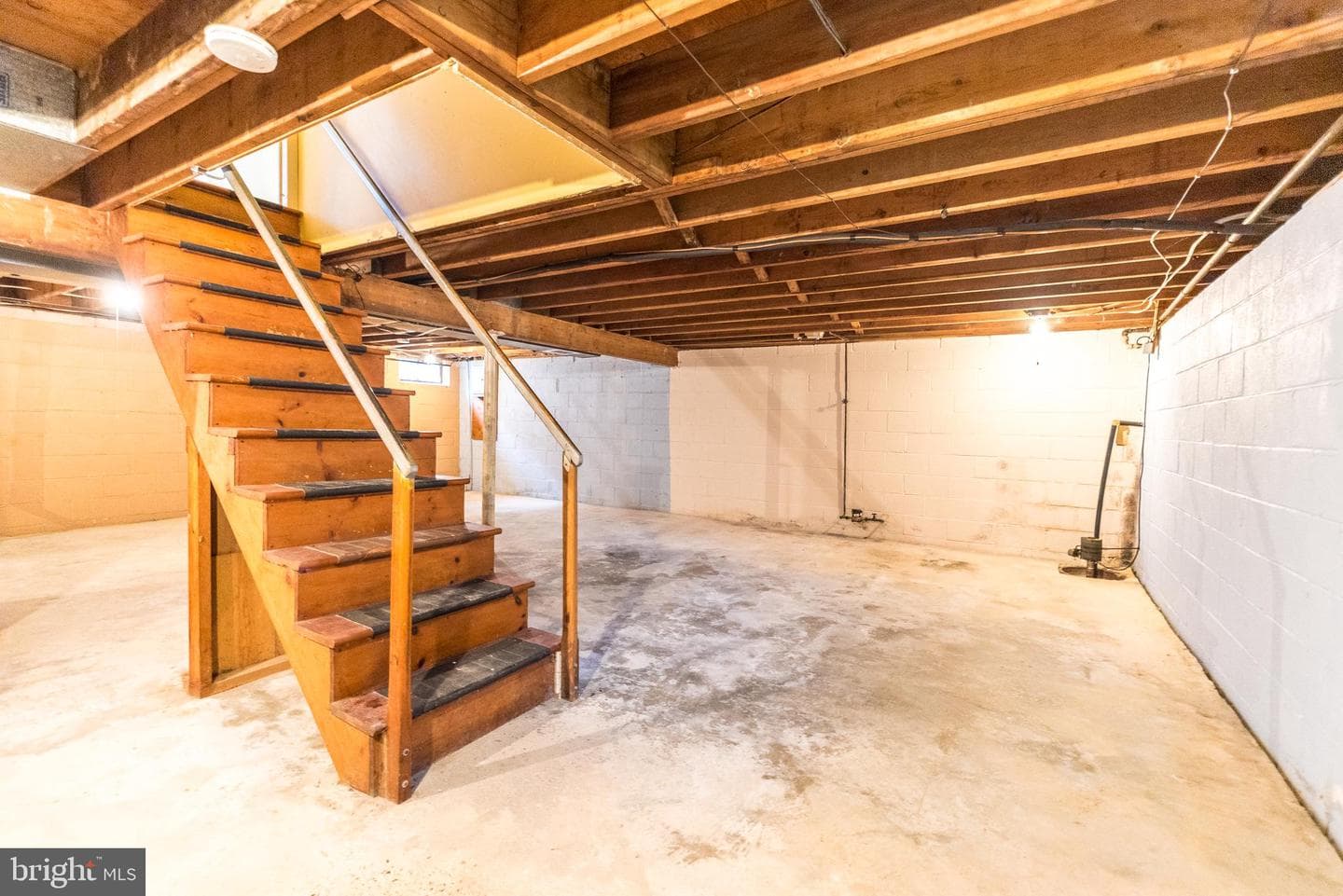 2245 Pleasant Avenue photo 28