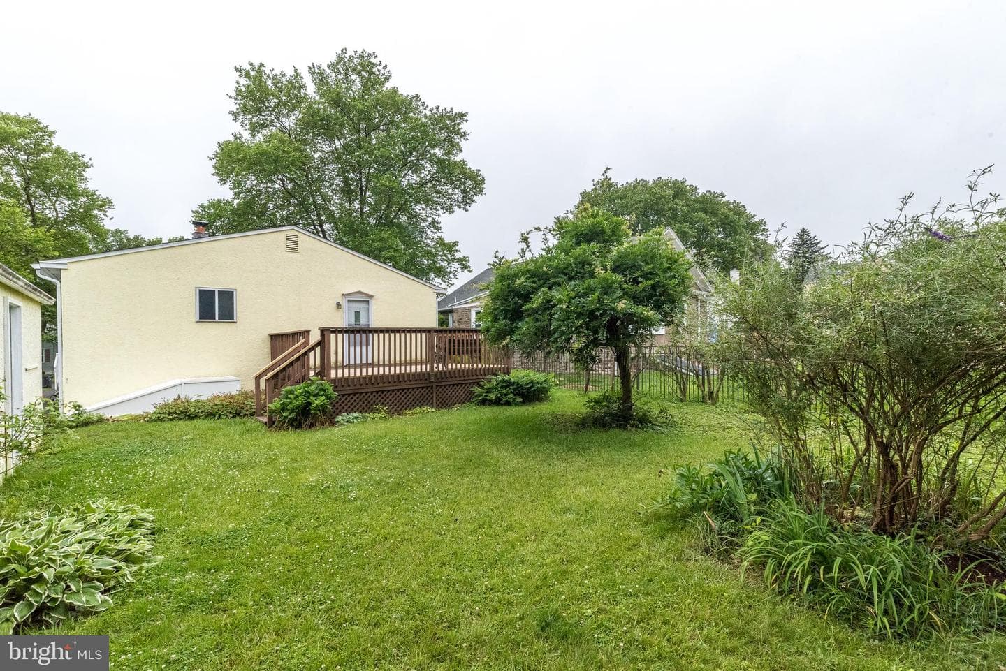 2245 Pleasant Avenue photo 37