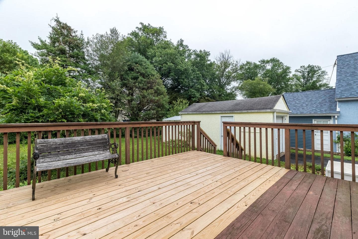 2245 Pleasant Avenue photo 39