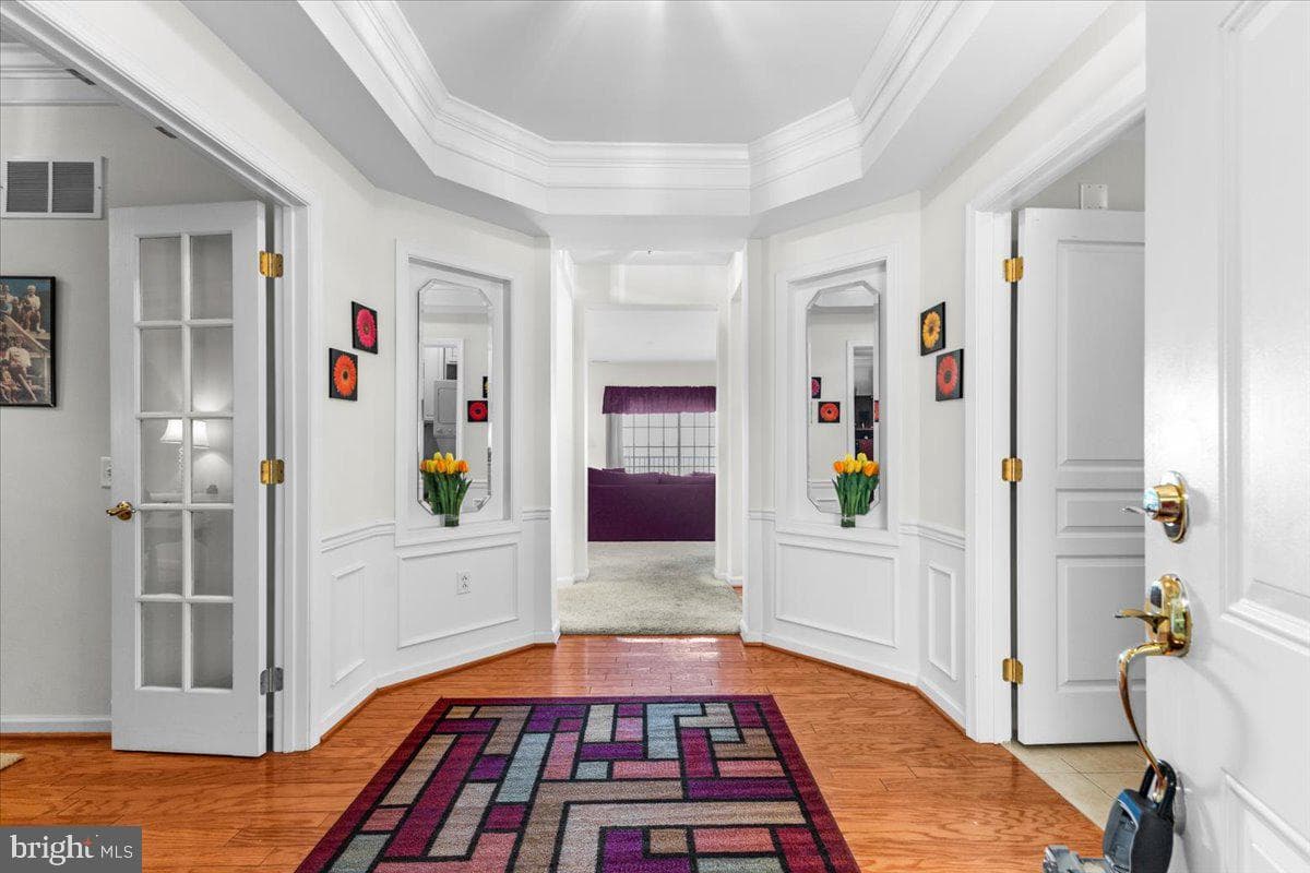 6305 Lilac Court photo 2