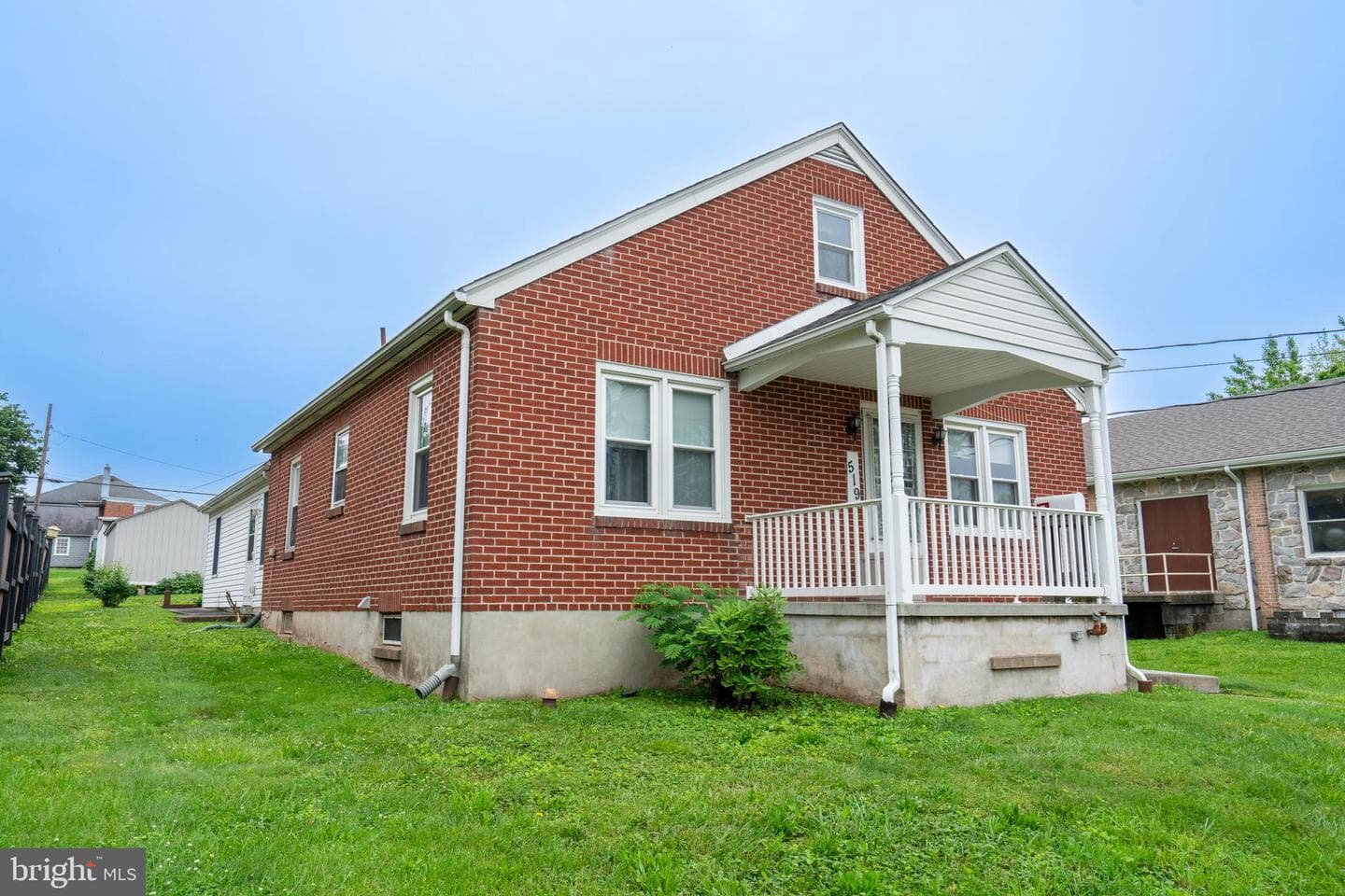 519 Jefferson Street photo 11
