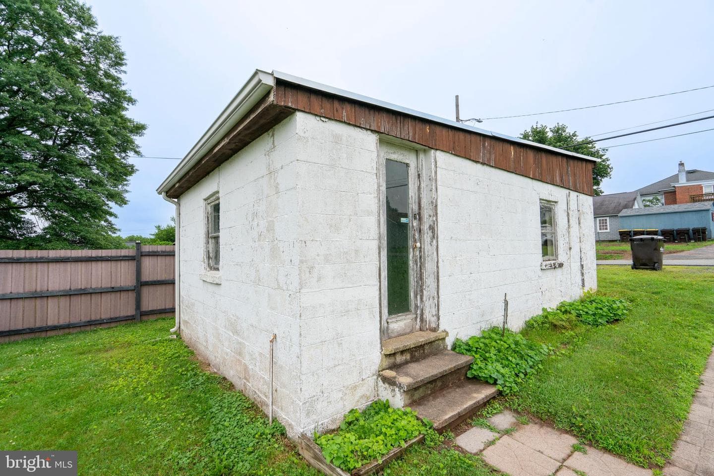 519 Jefferson Street photo 58