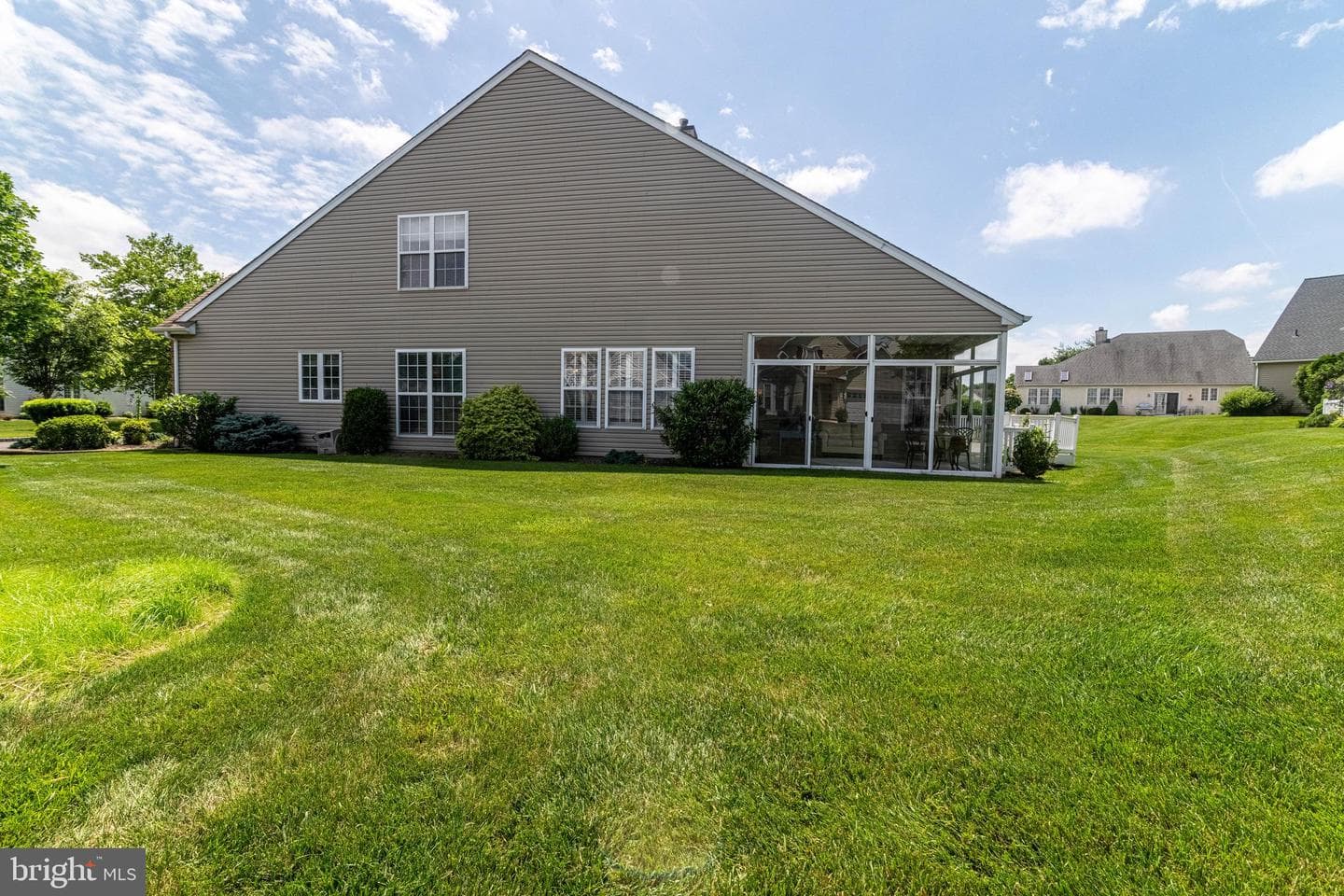 3875 Arbours Avenue photo 26