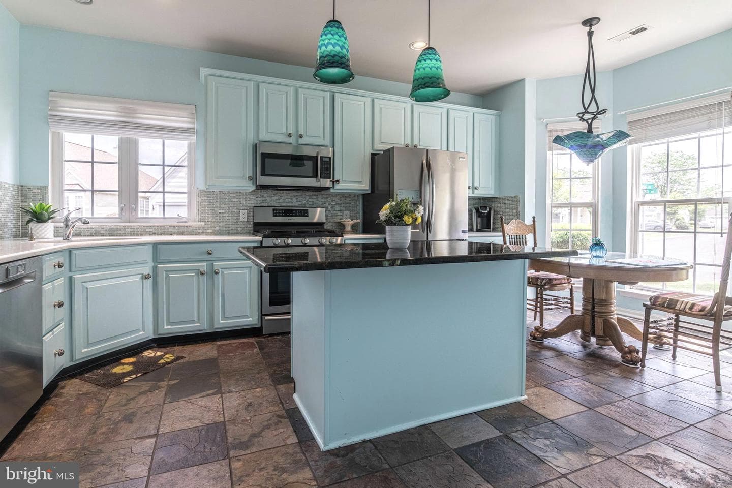 3875 Arbours Avenue photo 4