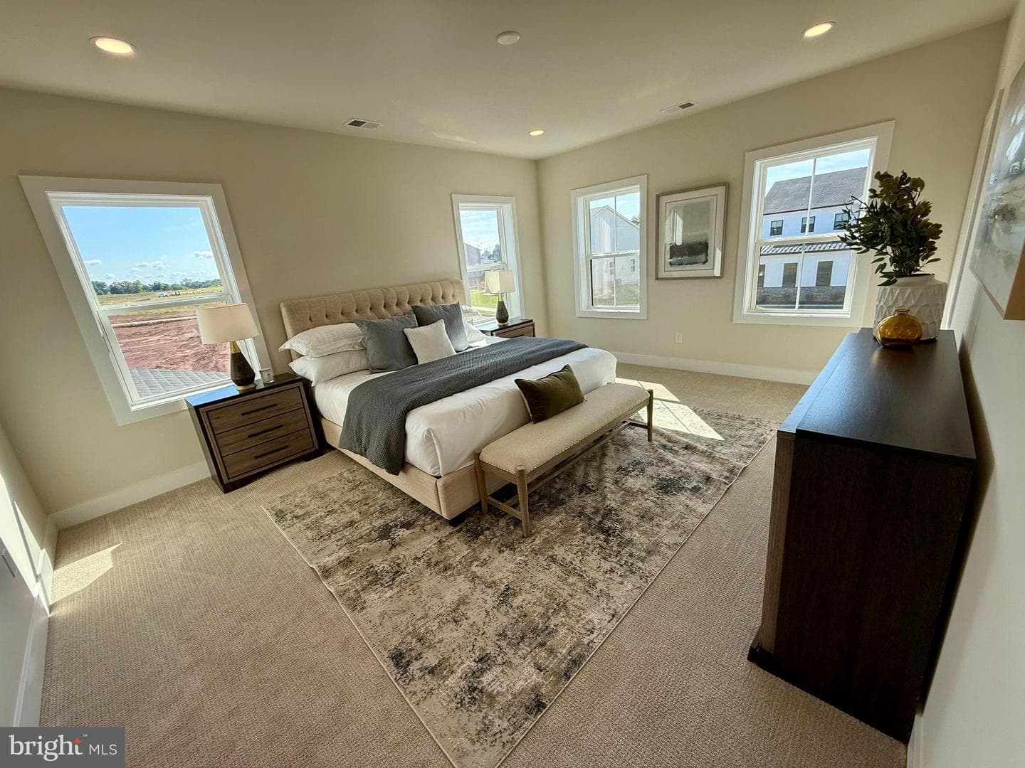414 Emmitt Court photo 8