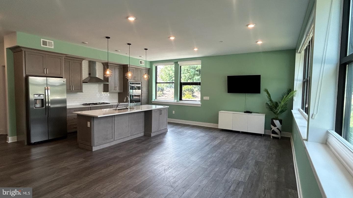 29 E 1st Avenue #a103, Trappe