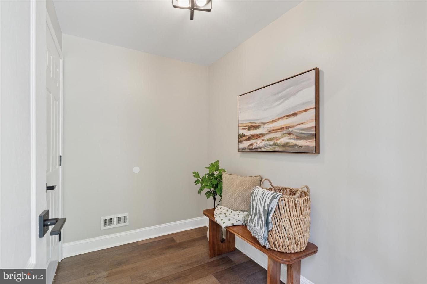 153 Gateshead Way photo 20