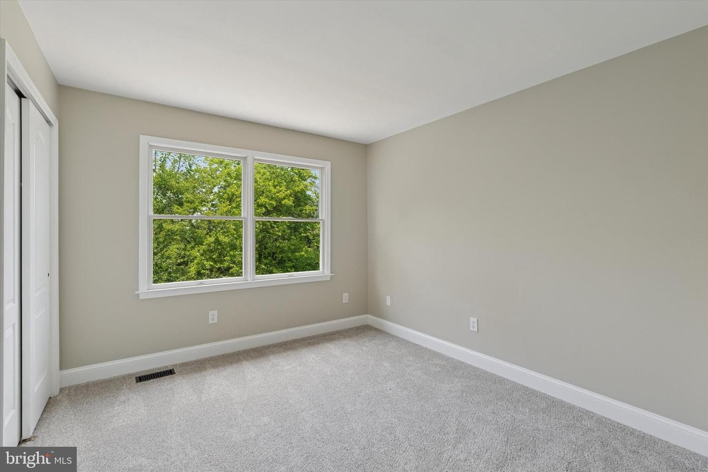 153 Gateshead Way photo 30