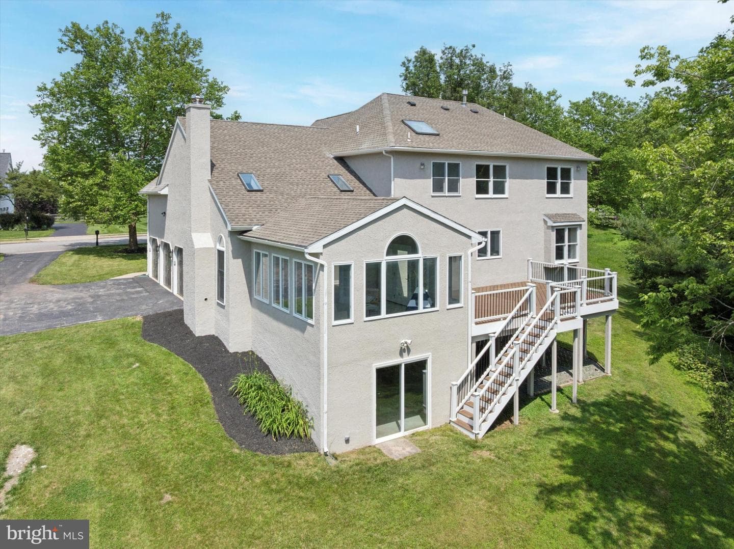 153 Gateshead Way photo 4