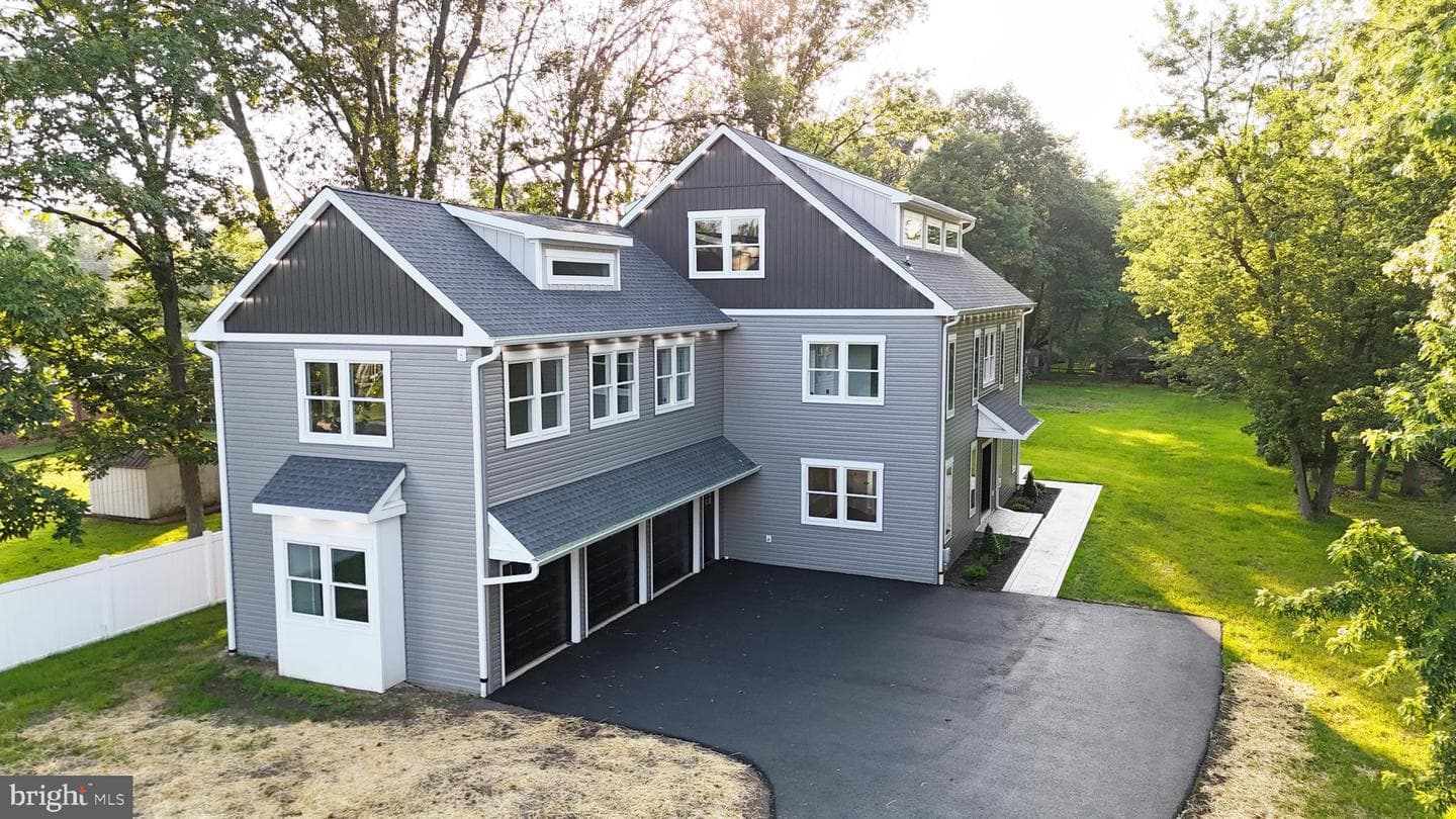 1231 Lower State Road photo 5