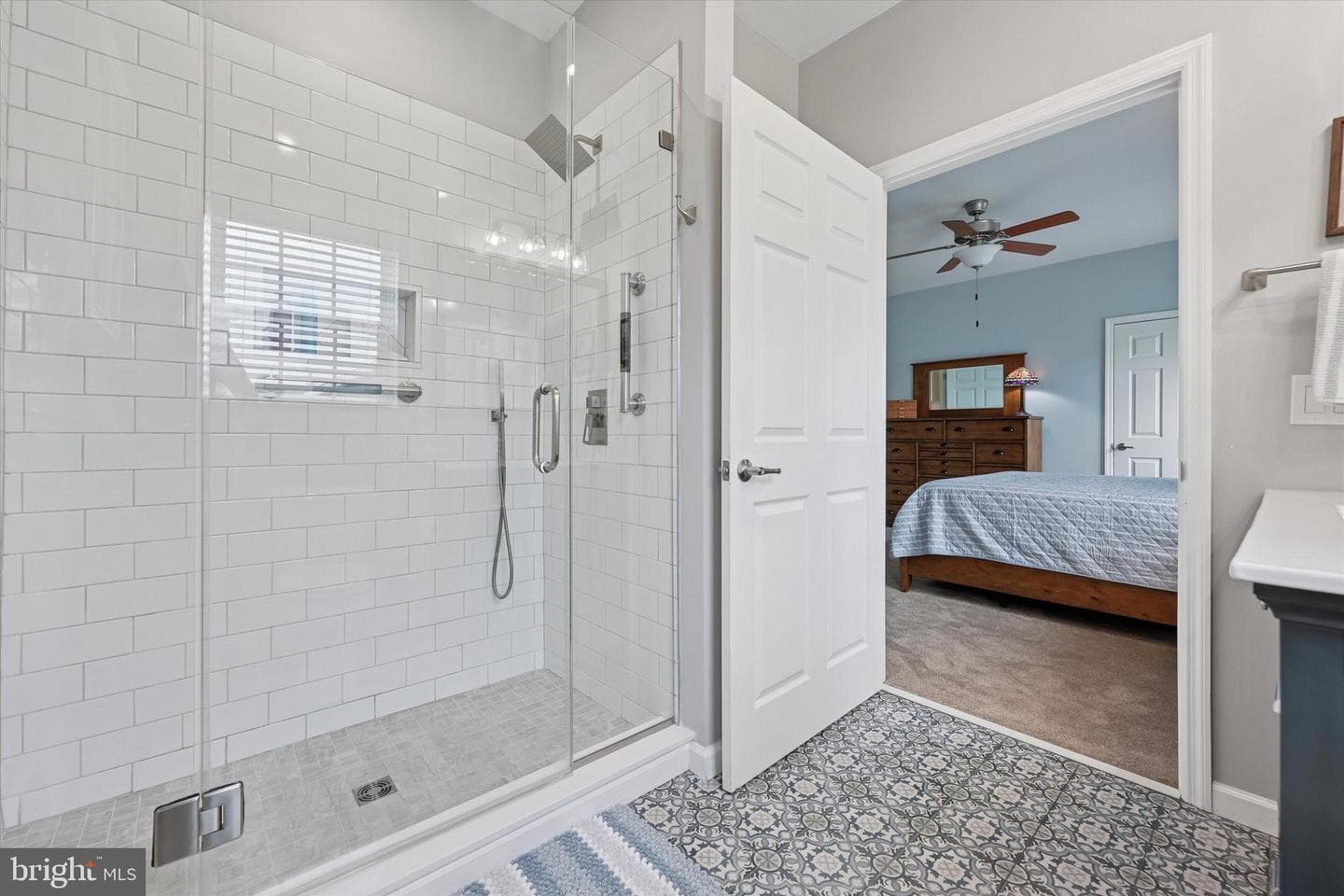 414 Honeysuckle Lane photo 17
