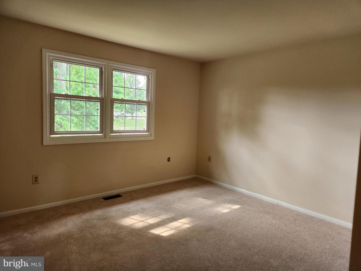 1907 Armstrong Drive photo 26