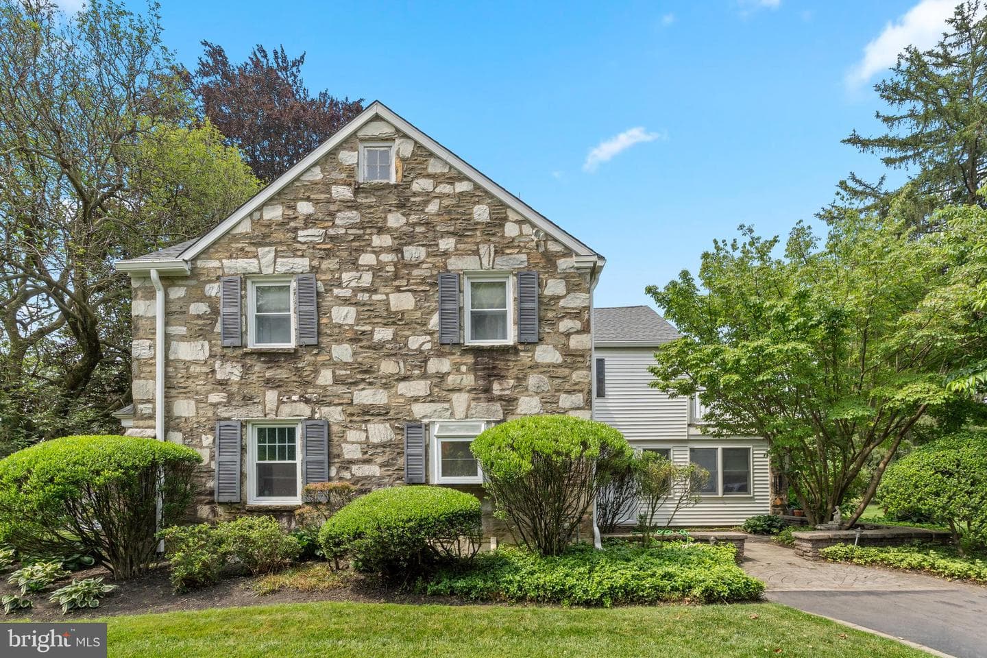 706 Dale Road photo 2