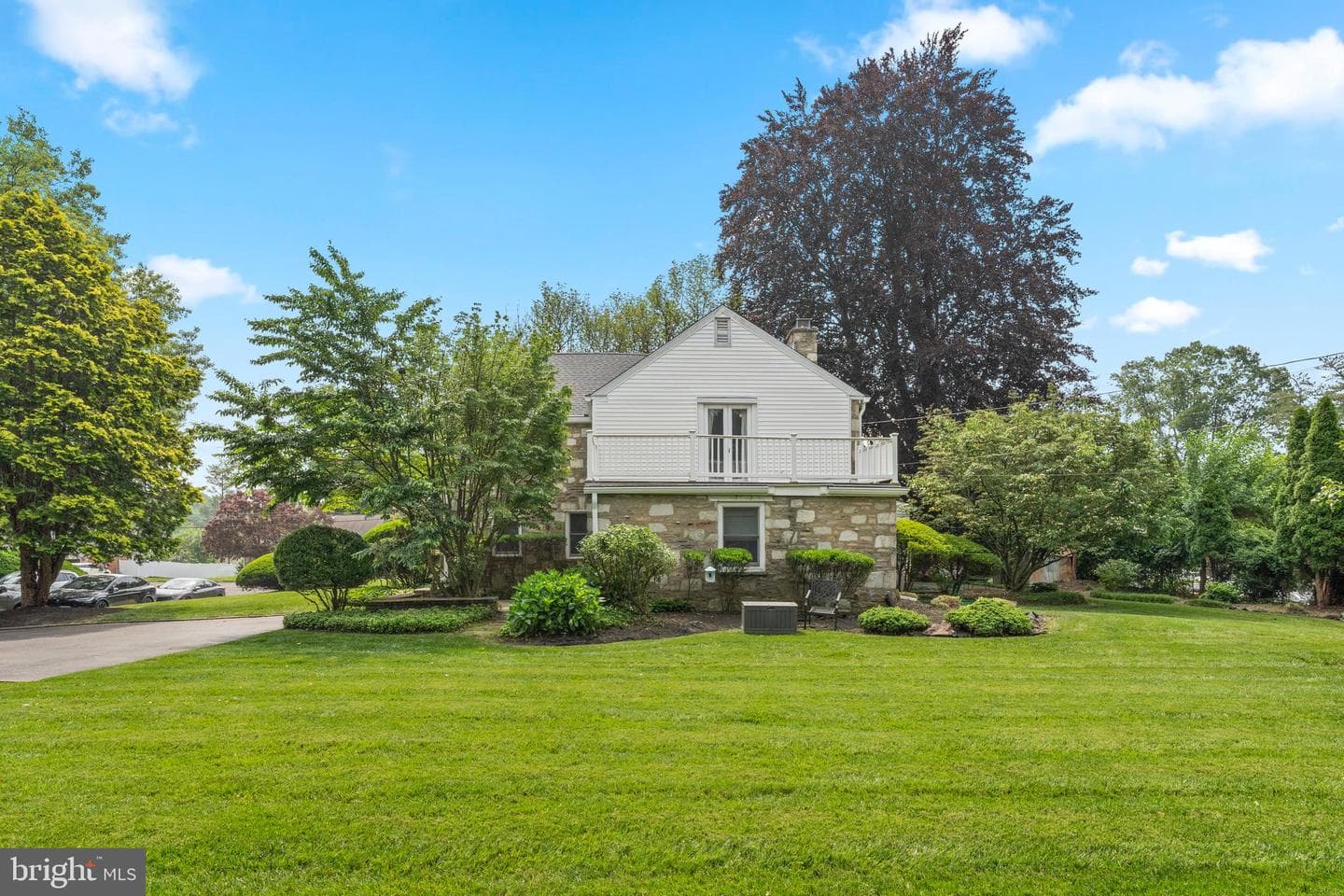 706 Dale Road photo 4