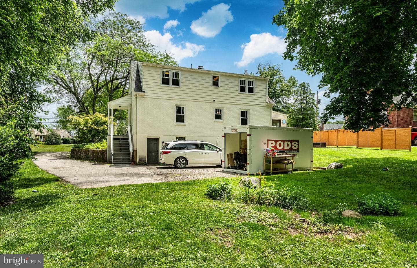 302 E 9th Avenue photo 49