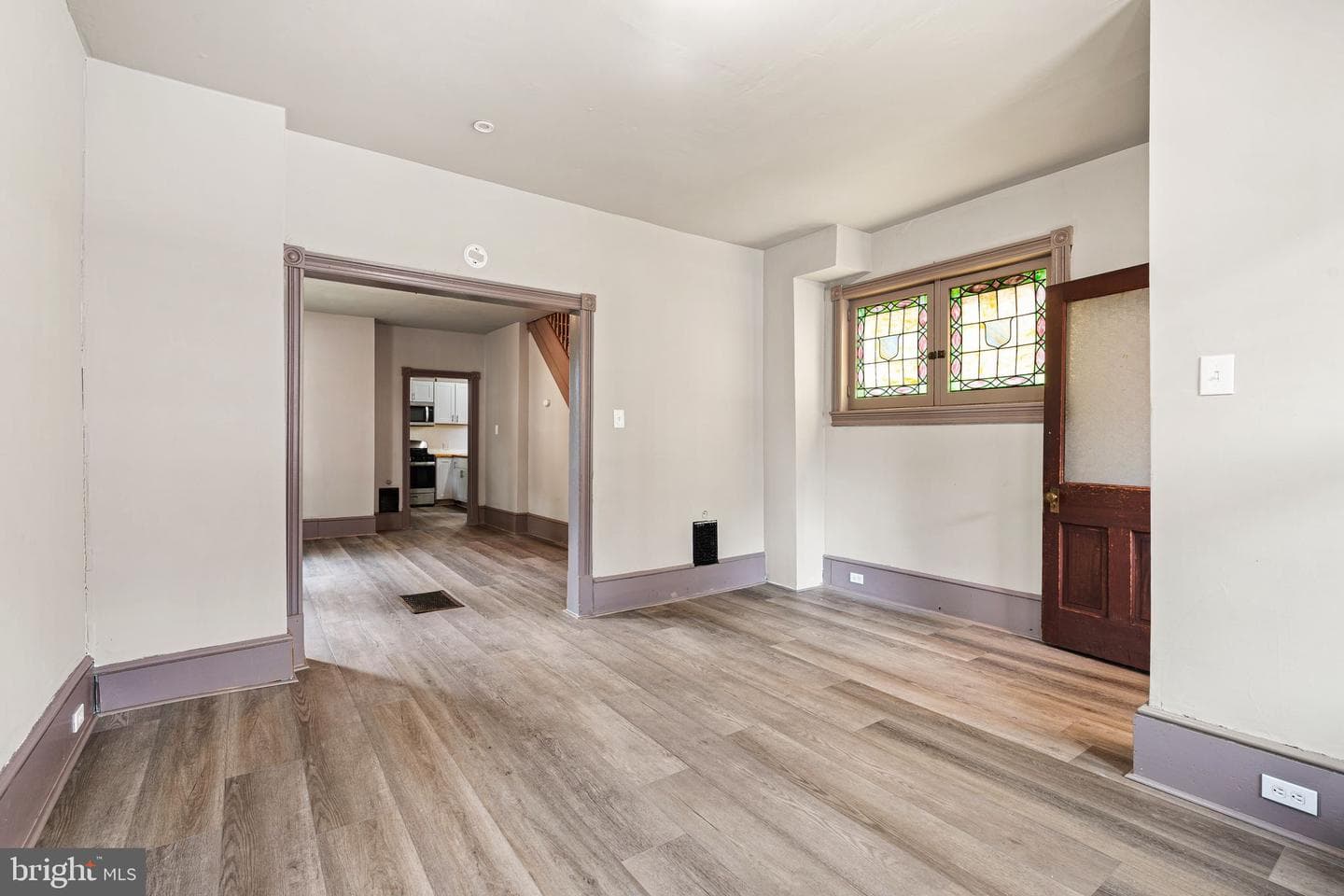 377 N Evans Street photo 5