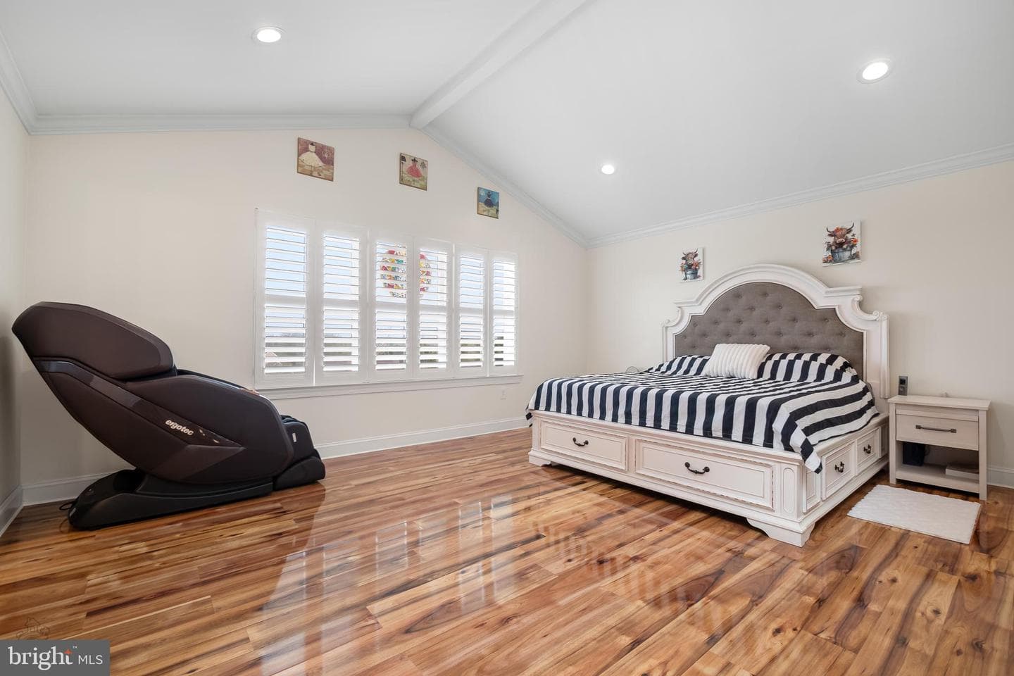 694 Ridge Road photo 25