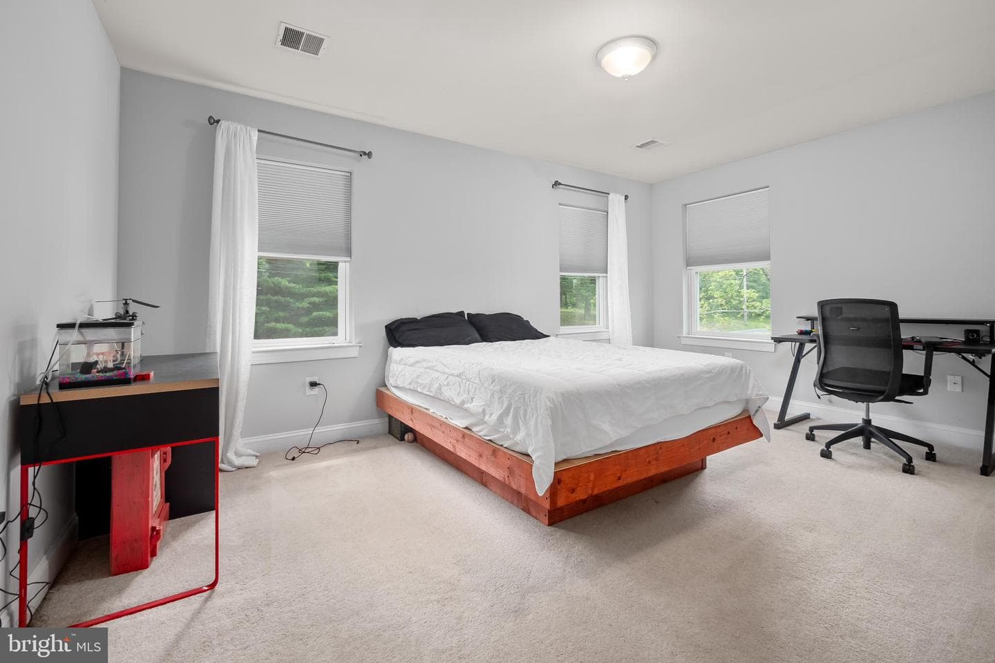 694 Ridge Road photo 33