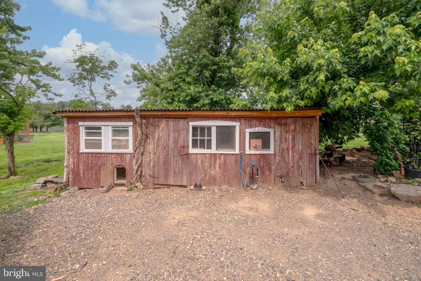 694 Ridge Road photo 37