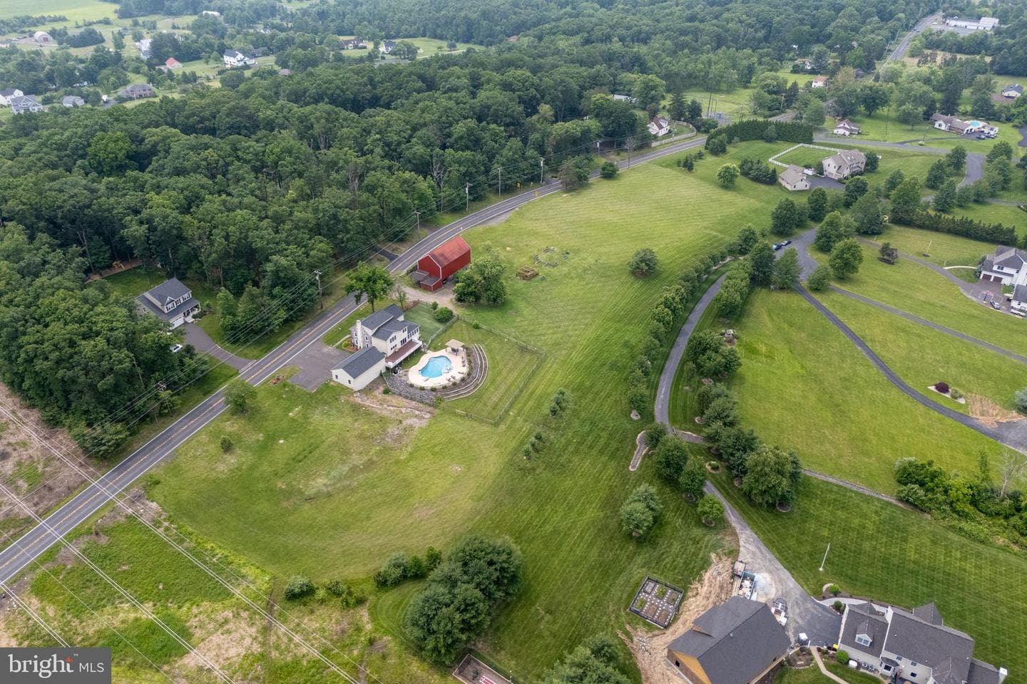 694 Ridge Road photo 41