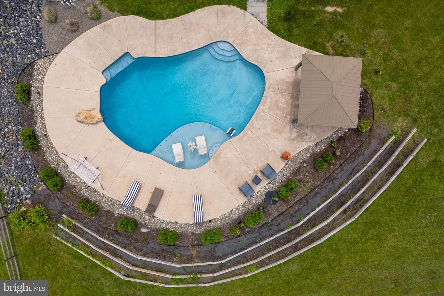 694 Ridge Road photo 46