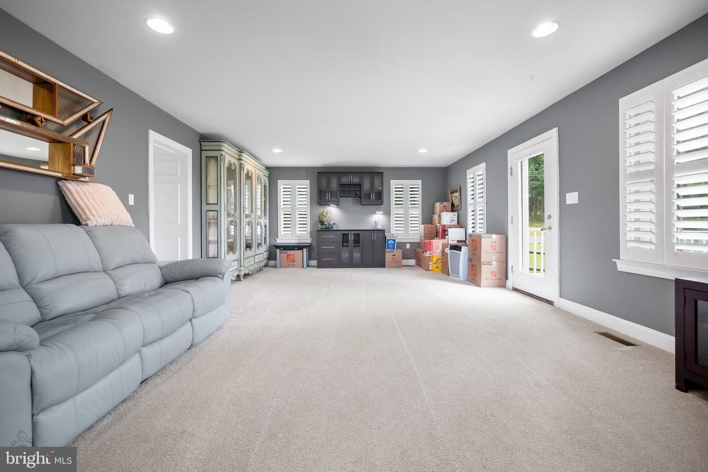 694 Ridge Road photo 6