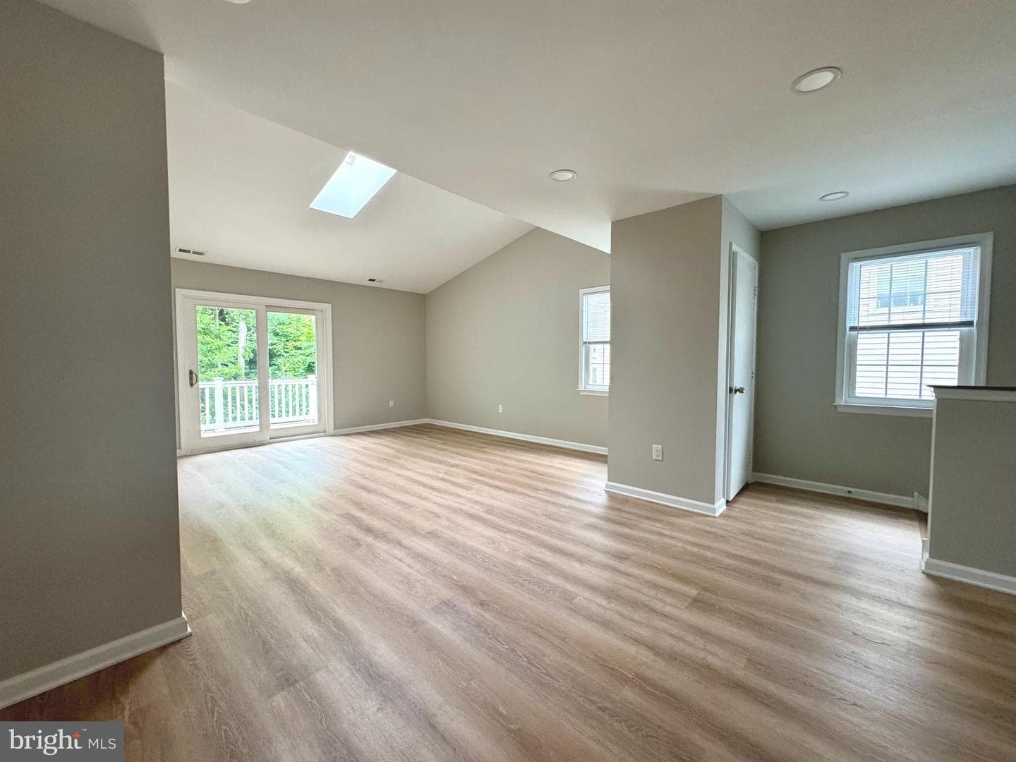 1732 Rosewood Court #88 photo 3
