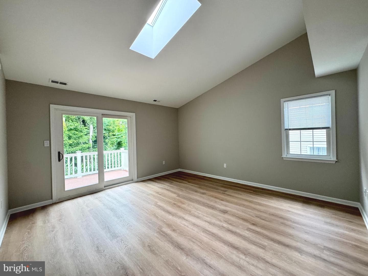 1732 Rosewood Court #88 photo 4