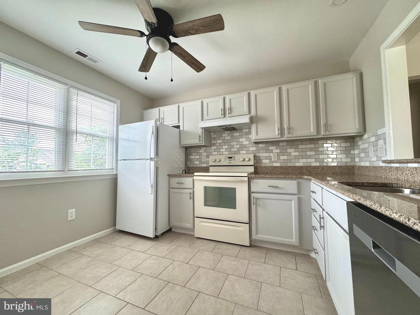 1732 Rosewood Court #88 photo 6