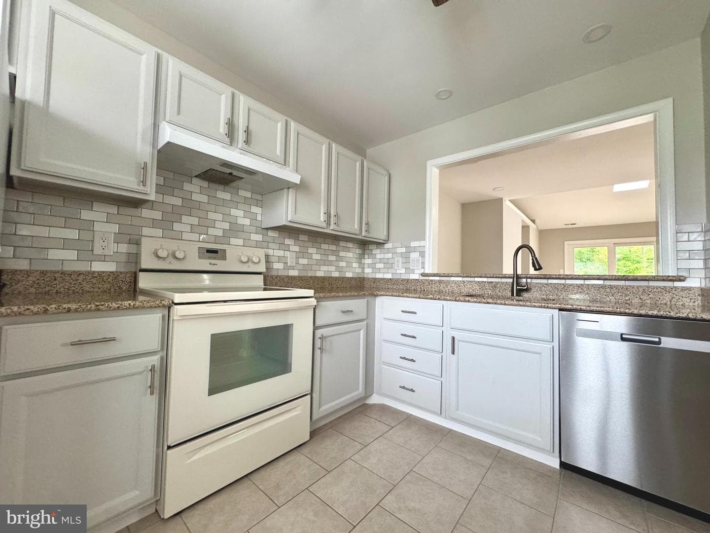 1732 Rosewood Court #88 photo 7