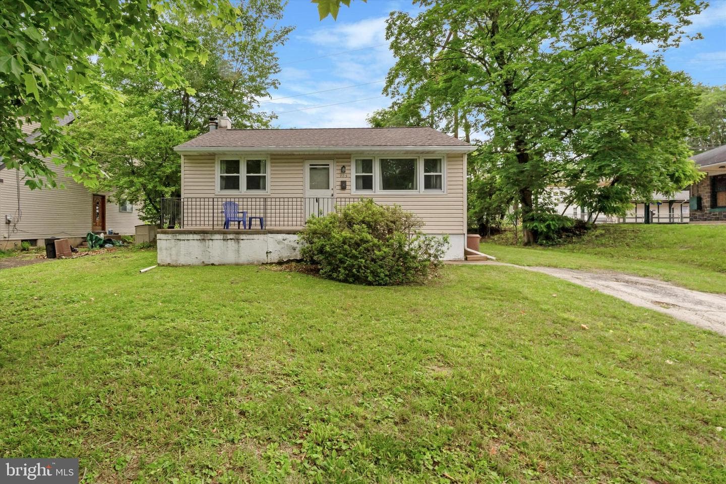 905 Pershing Road photo 2