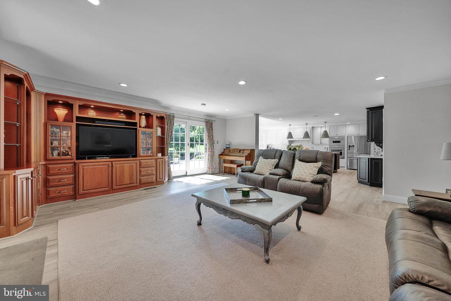 1219 Turnbury Lane photo 9