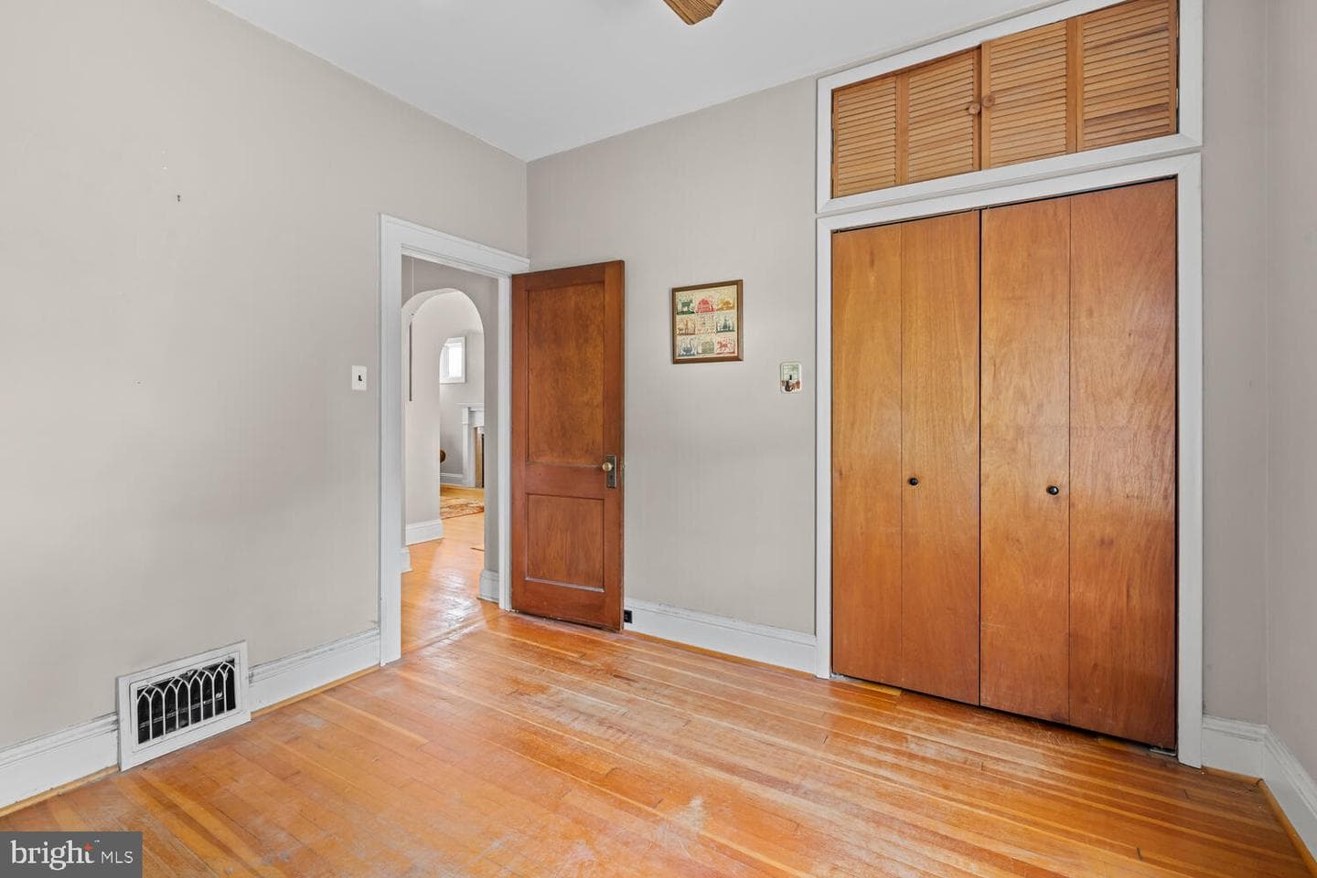 671 Edge Hill Road photo 25