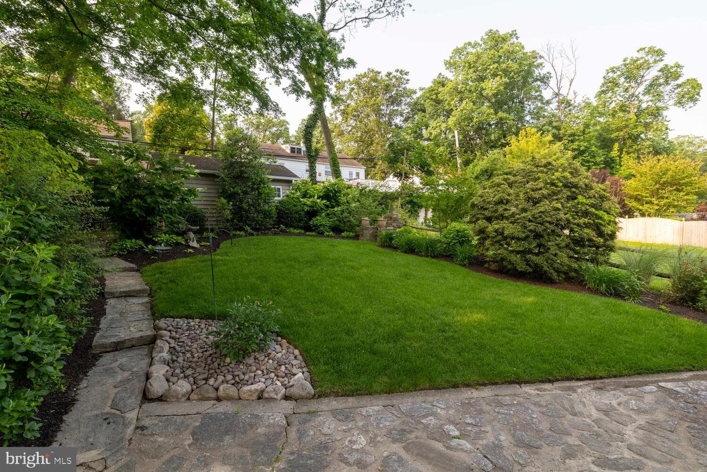 671 Edge Hill Road photo 7