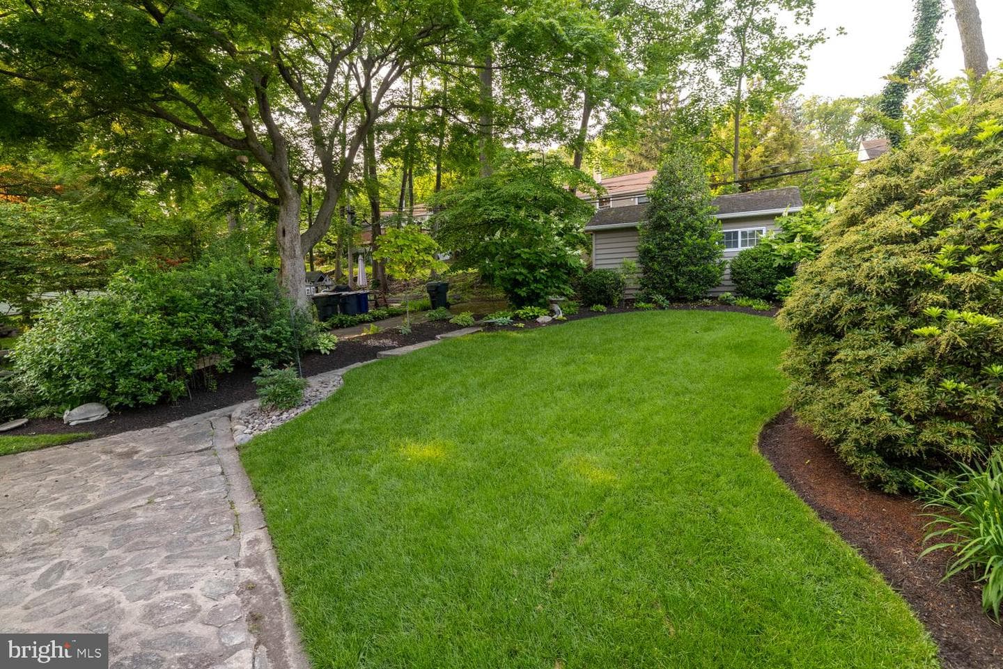 671 Edge Hill Road photo 8