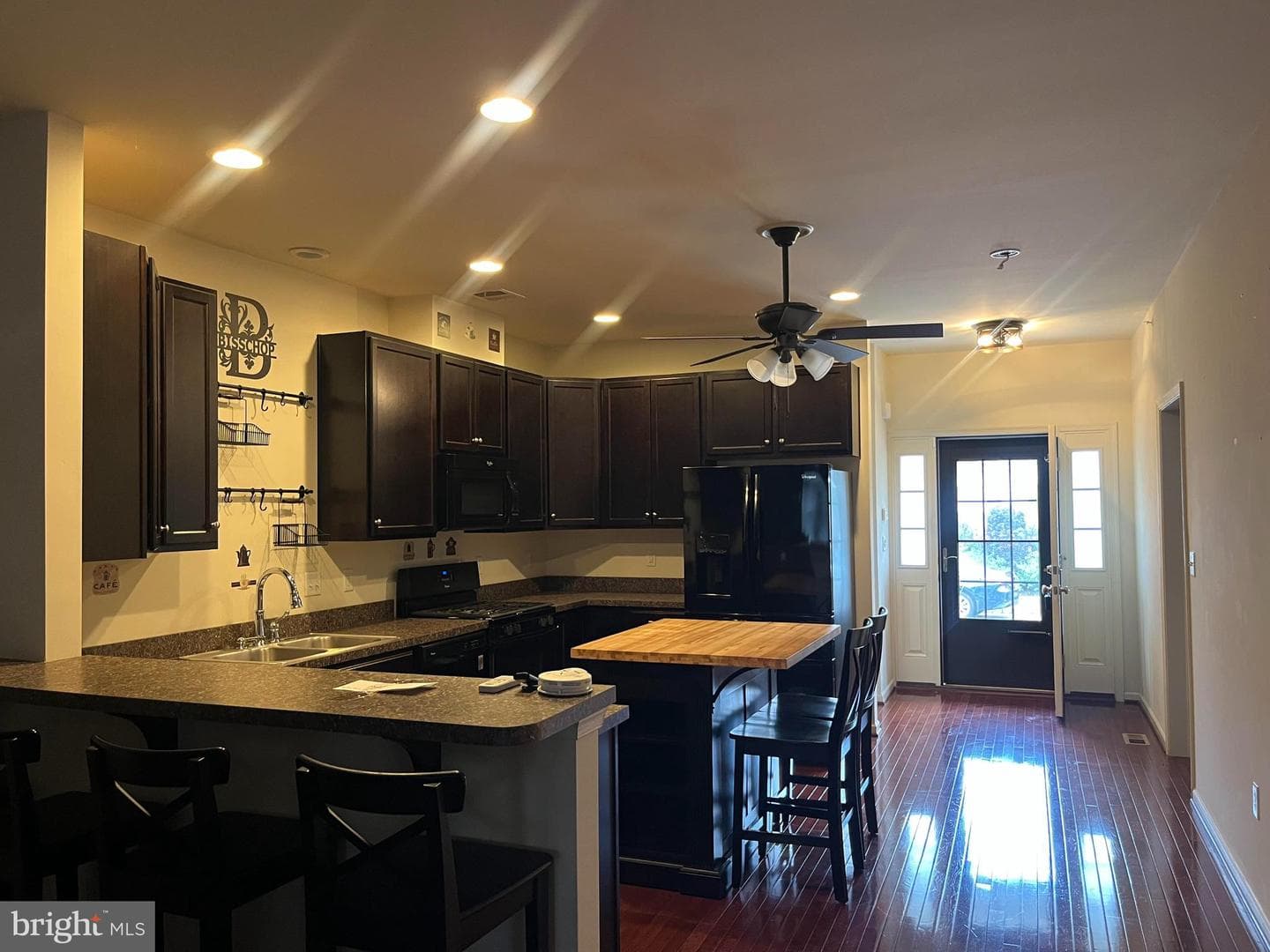 2120 Glenhaven Way photo 6