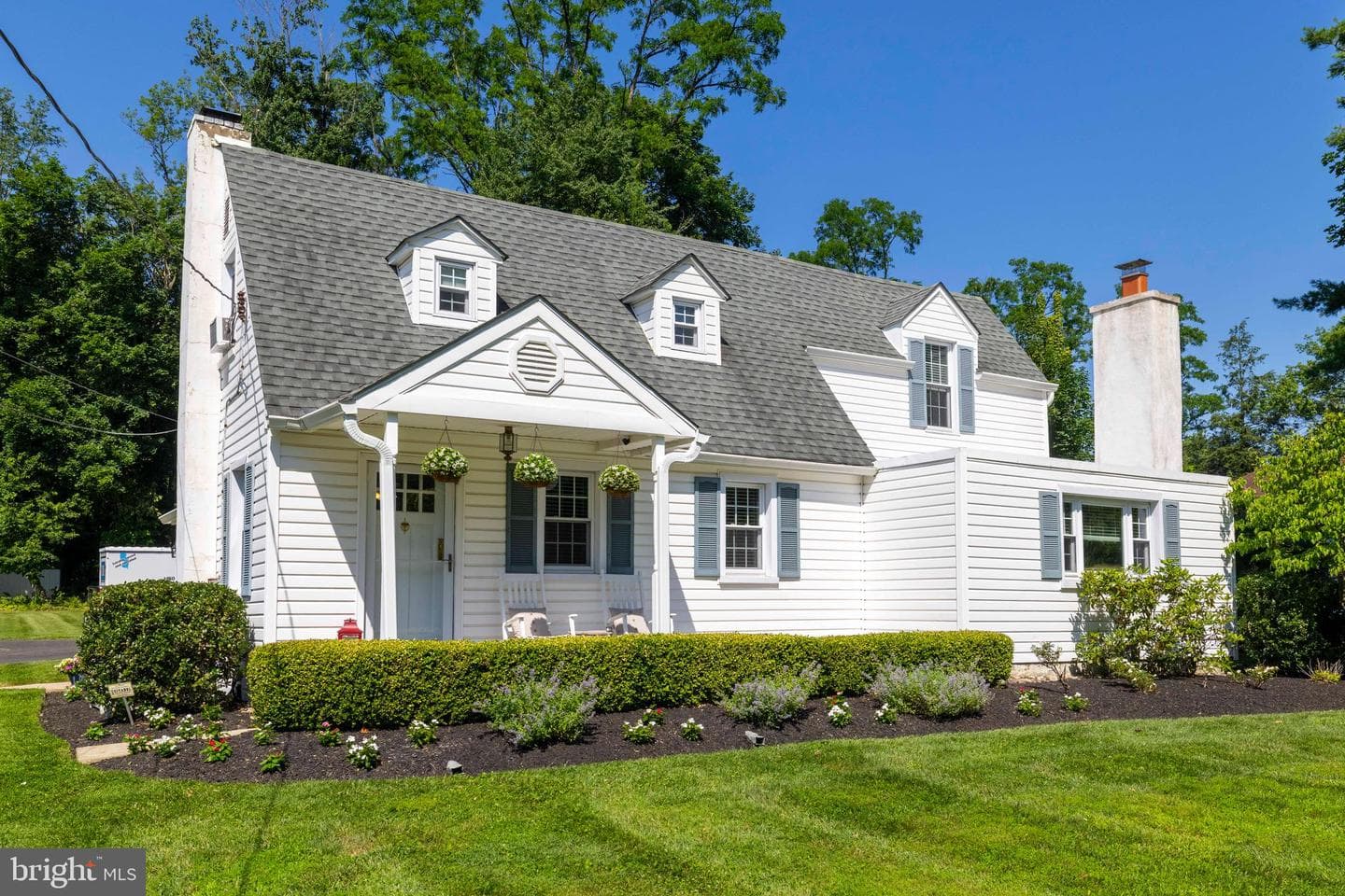2300 Pioneer Road photo 2
