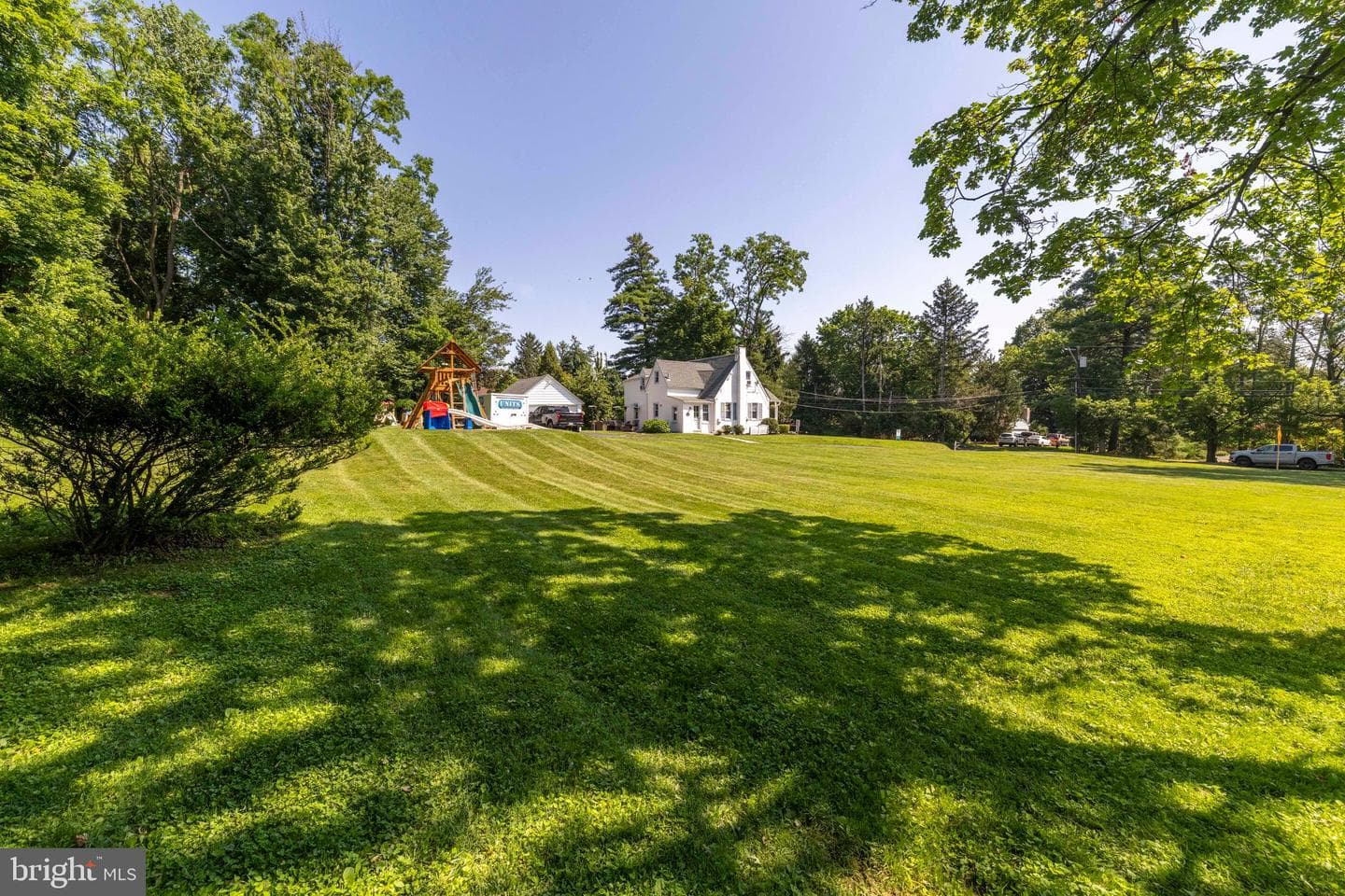 2300 Pioneer Road photo 26