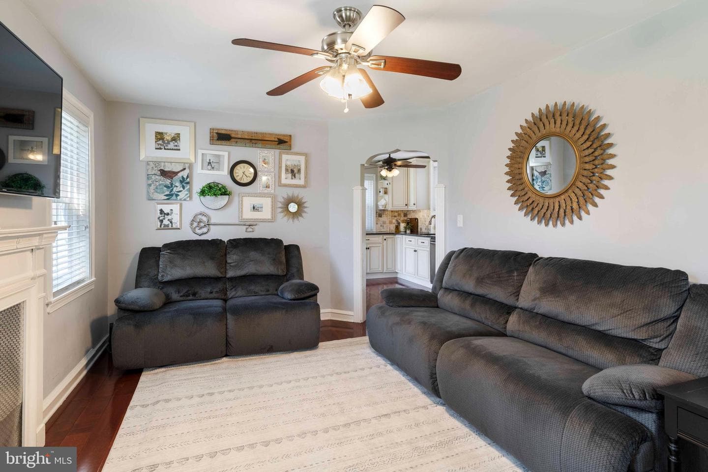 2300 Pioneer Road photo 3