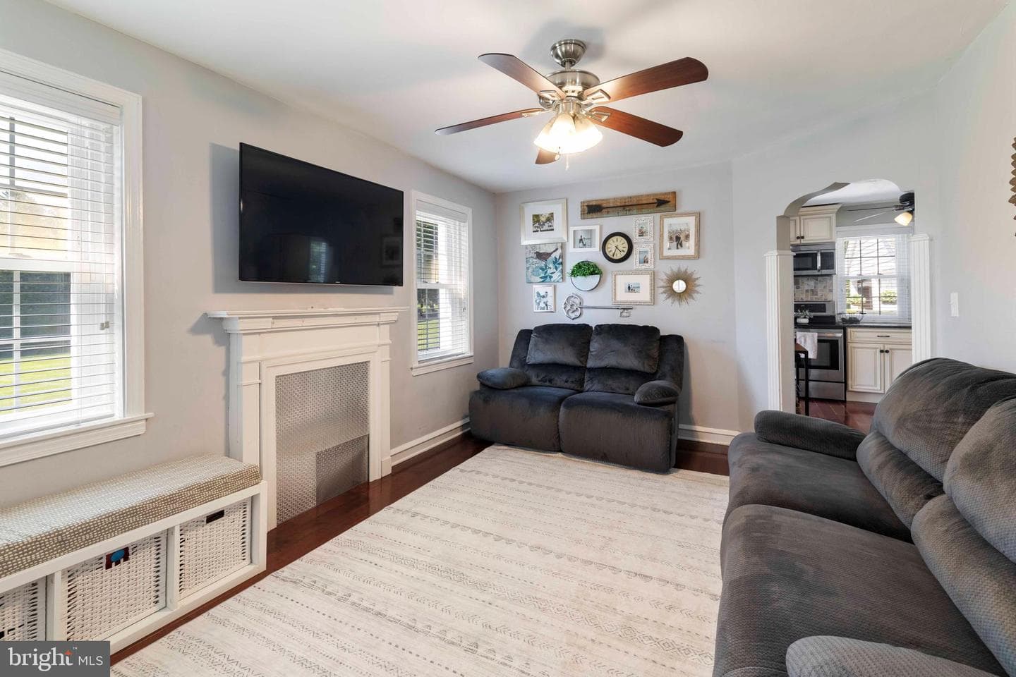 2300 Pioneer Road photo 5
