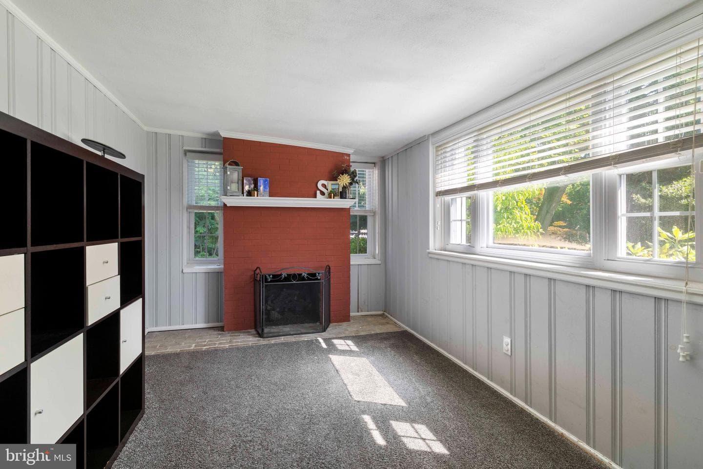 2300 Pioneer Road photo 8