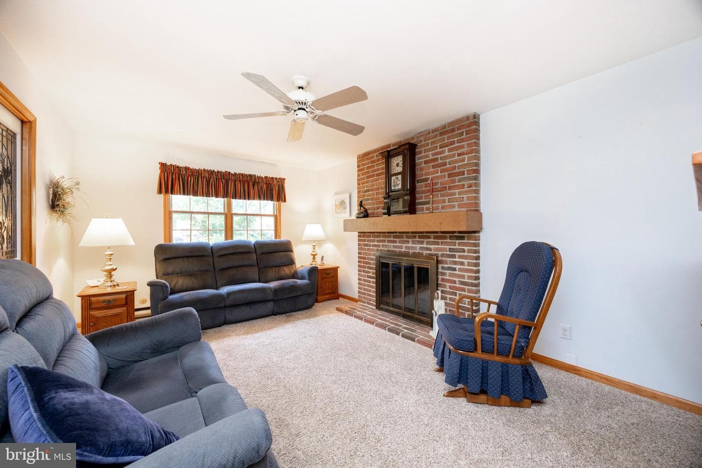 886 Laurel Lane photo 21