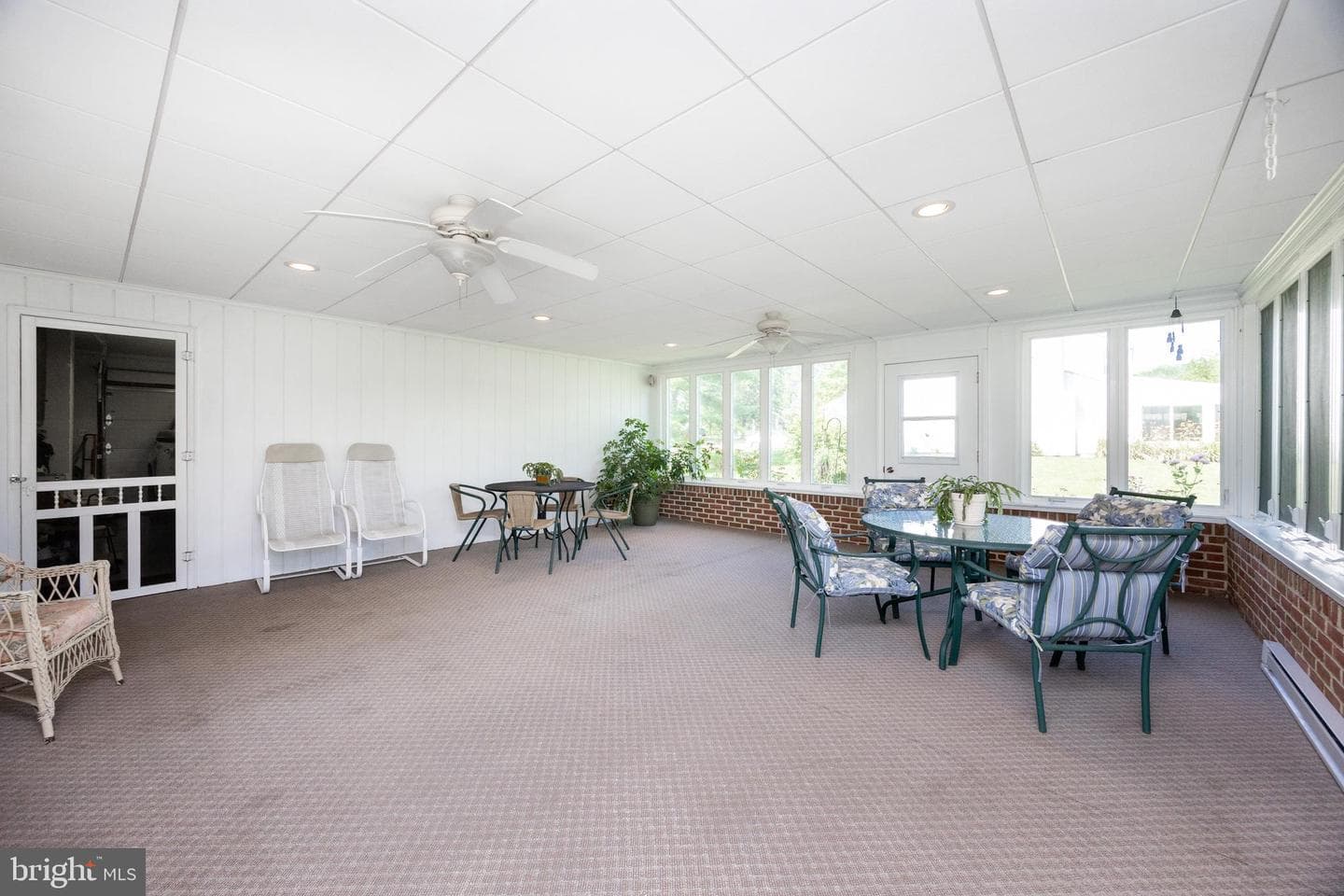886 Laurel Lane photo 26